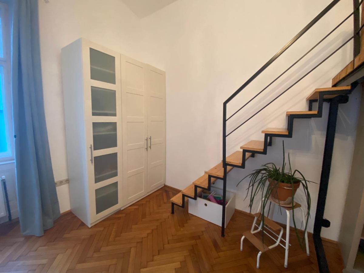 Charming Loft In Margareten District Of Vienna Esterno foto